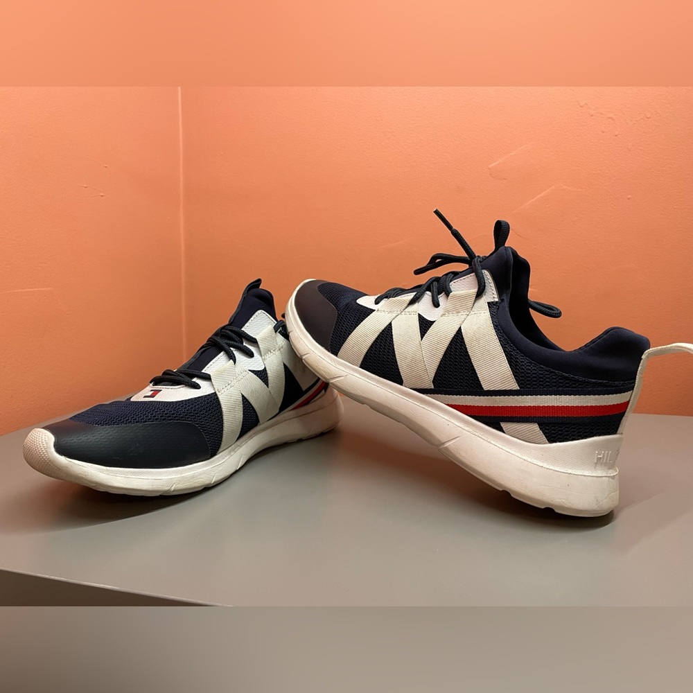 Tommy  Sneakers